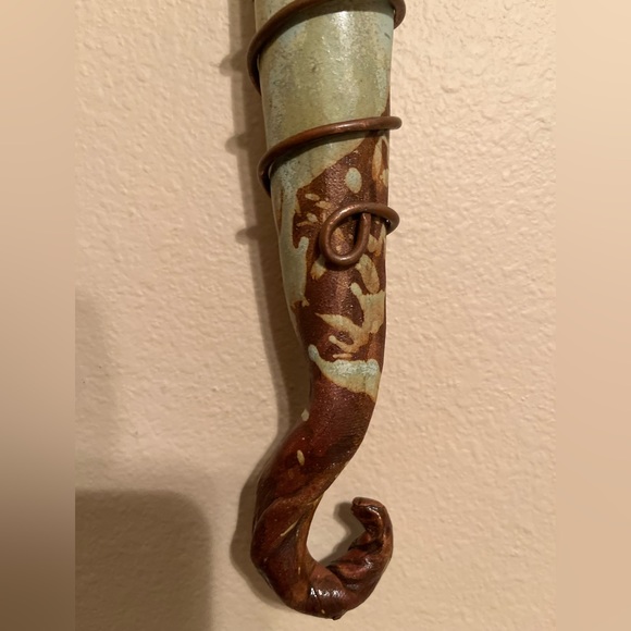 HAND CRAFTED WALL VASE - Picture 2 of 5